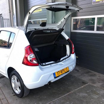 Dacia Sandero - 1.2 Blackline 1e Eigenaar, AC en NAP - 1