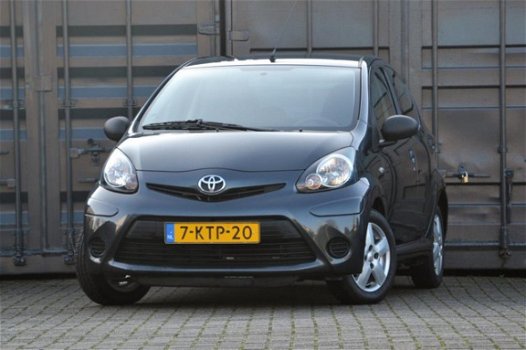 Toyota Aygo - 1.0 VVT-i Now 5 deurs airco LM velgen GARANTIE - 1