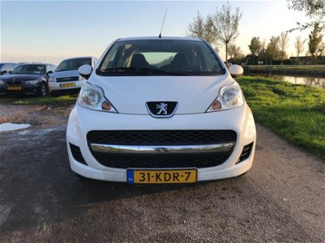 Peugeot 107 - 1.0-12V Sublime Airco, Parkeersensoren, elektr ramen - 1