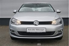 Volkswagen Golf - 1.2TSI/111PK Comfortline · Auto.airco · Mistlampen · 15"LM
