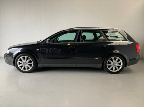 Audi A4 Avant - 3.0 quattro Exclusive Navigatie Half-leder Trekhaak Climate - 1