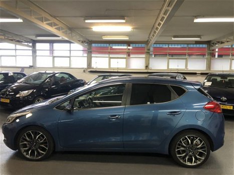 Kia Cee'd - 1.6 CRDi Super Pack Premium - 1