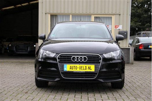 Audi A1 Sportback - 1.2 TFSI Attraction PDC / Stoelverwarming / Airco - 1