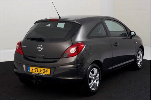 Opel Corsa - 1.2-16V Design Edition DE53163 | Airco | Cruise | Radio | CD | MP3 | Lichtmetalen Velge - 1