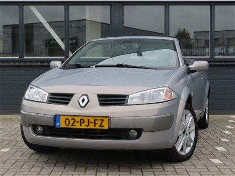 Renault Mégane coupé cabriolet - 1.6-16V Dynamique Luxe Nieuwe APK | Airco | Licht metaal - 1