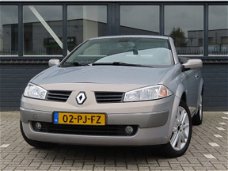 Renault Mégane coupé cabriolet - 1.6-16V Dynamique Luxe Nieuwe APK | Airco | Licht metaal