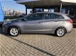 Hyundai i30 Wagon - 1.6 CRDi Business edi. Automaat Navigatie, Trekhaak, Cruise Control, Camera - 1 - Thumbnail