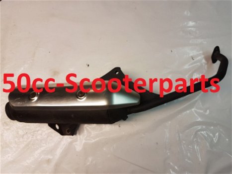 Uitlaat Honda Chiocciola Nes 125 Gebruikt 18300-KGF-900 - 1