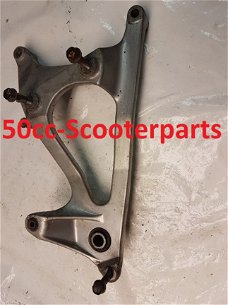 Achterbrug Honda Chiocciola Nes 125 Gebruikt 52100-KGF-900ZA