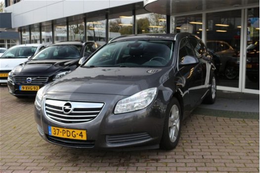 Opel Insignia Sports Tourer - 2.0 CDTI Business Edition Navi CruiseControl Trekhaak - 1