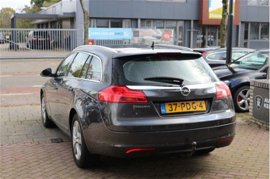 Opel Insignia Sports Tourer - 2.0 CDTI Business Edition Navi CruiseControl Trekhaak - 1