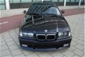 BMW 3-serie Coupé - E36 M3 3.2 SMG 17DKM COLLECTORS ITEM (Financiering mogelijk) - 1 - Thumbnail
