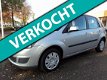 Ford Fiesta - 1.4-16V Futura XL AIRCO 1ste eigenaar - 1 - Thumbnail