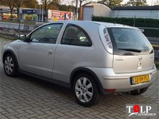 Opel Corsa - 1.2-16V Silverline