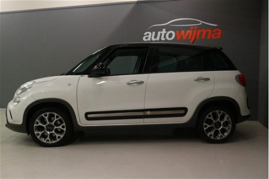 Fiat 500 L - 1.4-T-Jet 120pk Trekking Bi-colore, Navigatie, PDC - 1