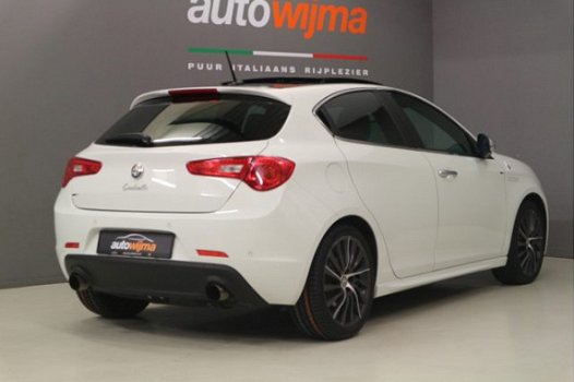 Alfa Romeo Giulietta - 1.7 TBi Quadrifoglio Verde Panoramadak, Xenon, Bose, Navigatie, enz - 1