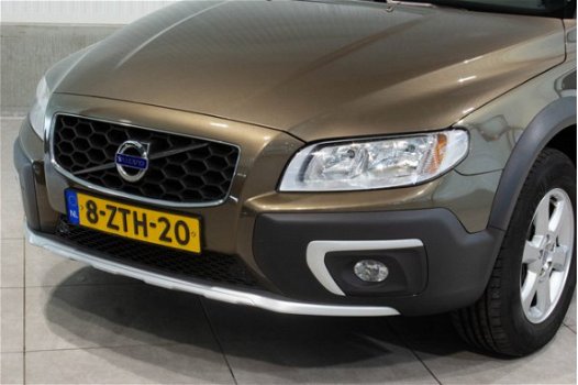 Volvo XC70 - Euro6 D4 Navigatie CruiseControl ParkAssist 181pk - 1