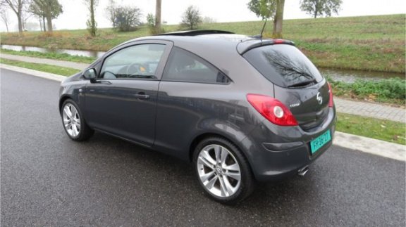 Opel Corsa - 1.4 Turbo Cosmo * NAVI * LEDER * PANORAMADAK * Winterpakket - 1