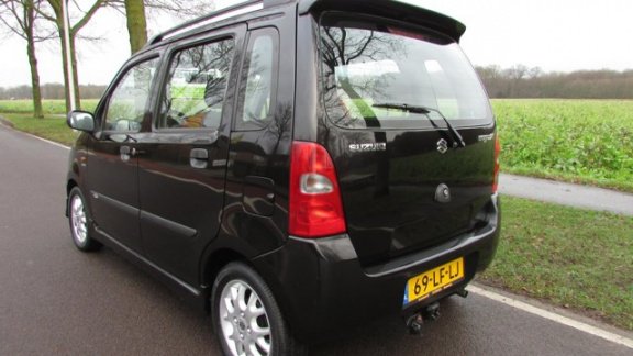 Suzuki Wagon R+ - 1.3 Special - 1