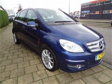 Mercedes-Benz B-klasse - B 150 - Airco - Clima - Verw stoelen- Half leer