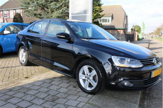 Volkswagen Jetta - 1.4 TSI Comfort Executive Line 1e EIGENAAR / NL-AUTO / AUTOMAAT / NAVIGATIE / BTW - 1