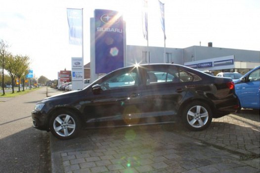 Volkswagen Jetta - 1.4 TSI Comfort Executive Line 1e EIGENAAR / NL-AUTO / AUTOMAAT / NAVIGATIE / BTW - 1