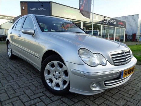 Mercedes-Benz C-klasse - 200 K. Elegance Automaat Nieuwstaat - 1