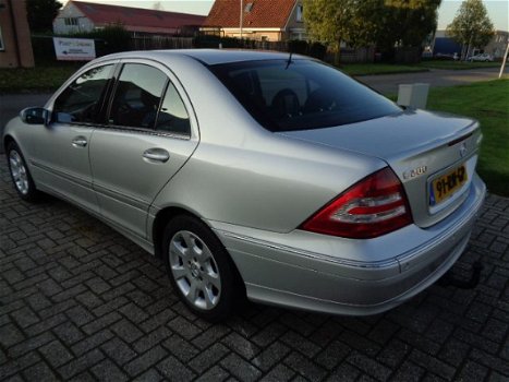 Mercedes-Benz C-klasse - 200 K. Elegance Automaat Nieuwstaat - 1