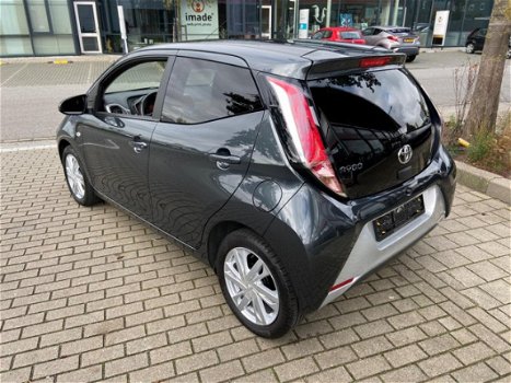 Toyota Aygo - 1.0 VVT-i x-play Bluetooth, speedlimit - 1