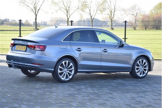 Audi A3 Limousine - 1.6 TDI Attraction Pro Line 2015 Automaat DSG Airco Navigatie - 1