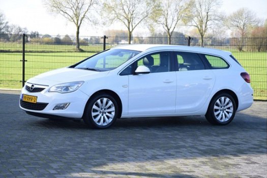 Opel Astra Sports Tourer - 1.4 Cosmo 2012 Airco Stuurbediening - 1