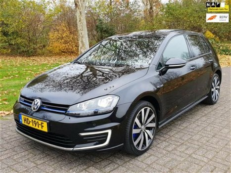 Volkswagen Golf - 1.4 TSI GTE ---NIEUWSTAAT - 1