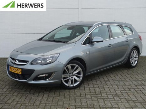 Opel Astra Sports Tourer - 1.4 Turbo Cosmo Navi / Climate / Cruise - 1