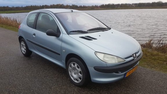 Peugeot 206 - 1.4 XR - 1