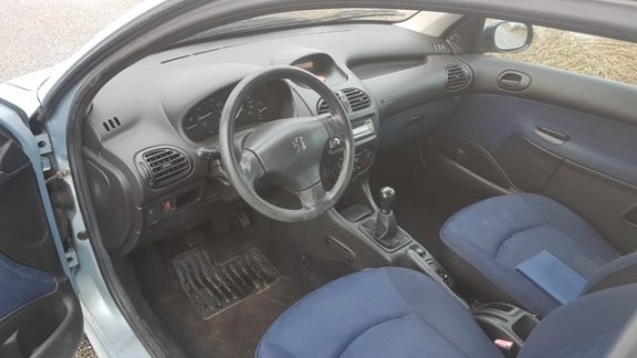 Peugeot 206 - 1.4 XR - 1