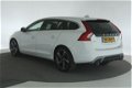 Volvo V60 - (J) D6 AWD HYBRID R-Design AUT. [ Leder Navi Xenon ] Ex BTW - 1 - Thumbnail