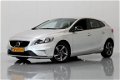 Volvo V40 - 2.0 D2 Inscription 120PK , NAVI | VERW.RUIT | CRUISE | DEELS LEDER - 1 - Thumbnail