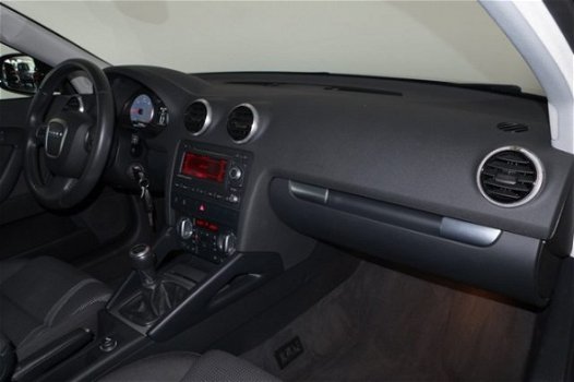 Audi A3 - 2.0 TDI 5 Deurs Ambition / Navigatie / Xenon - 1
