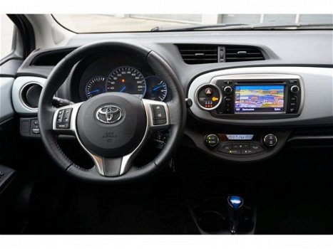 Toyota Yaris - 1.5 Hybride Aspiration Automaat 5drs Navigatie - 1