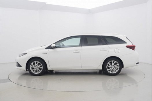 Toyota Auris - TS 1.8 Hybrid Dynamic Navi Automaat - 1