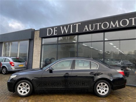 BMW 5-serie - 520i Executive Automaat, Leder, Navi, Climate-C, Cruise-C, Elek pakket, NL Auto, Onder - 1