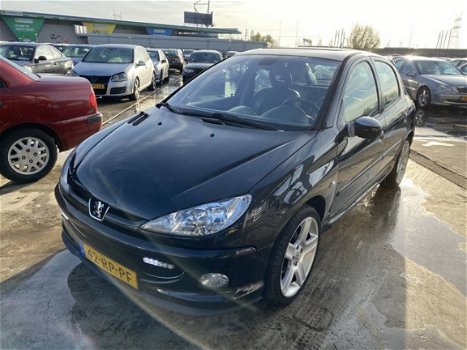 Peugeot 206 - Gentry Premium 1.6-16V - 1