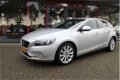 Volvo V40 - 1.6 T2 Momentum - 1 - Thumbnail