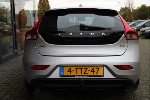 Volvo V40 - 1.6 T2 Momentum - 1