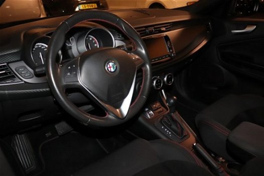 Alfa Romeo Giulietta - 1.4 Turbo Multi Air 170 PK TCT Sprint Navi Automaat Trekhaak 17