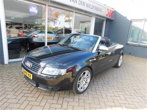 Audi A4 Cabriolet - 2.4 V6 Pro Line AUTOMAAT - 1