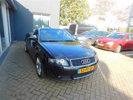 Audi A4 Cabriolet - 2.4 V6 Pro Line AUTOMAAT - 1