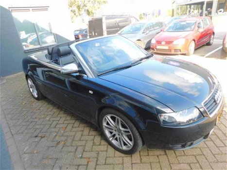 Audi A4 Cabriolet - 2.4 V6 Pro Line AUTOMAAT - 1