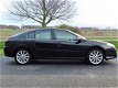 Renault Laguna - 2.0 16v 140pk Dynamique | RIJKLAARPRIJS INCLUSIEF AFLEVERPAKKET T.W.V. € 695, - | - 1 - Thumbnail