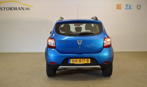 Dacia Sandero - TCe 90 Stepway | RIJKLAARPRIJS INCLUSIEF AFLEVERPAKKET T.W.V. € 695, - | - 1